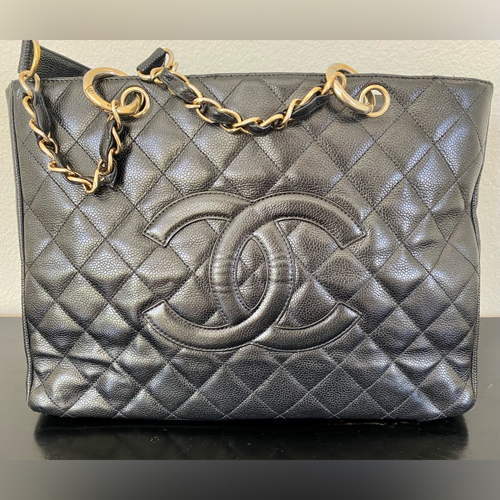 Chanel Ouilted Caviar Leather Grand
Shopping Tote in black with GH.